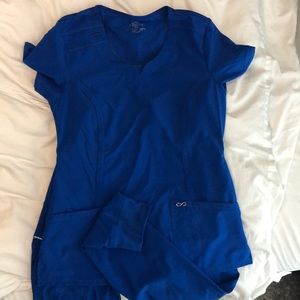 Cherokee infinity scrub set